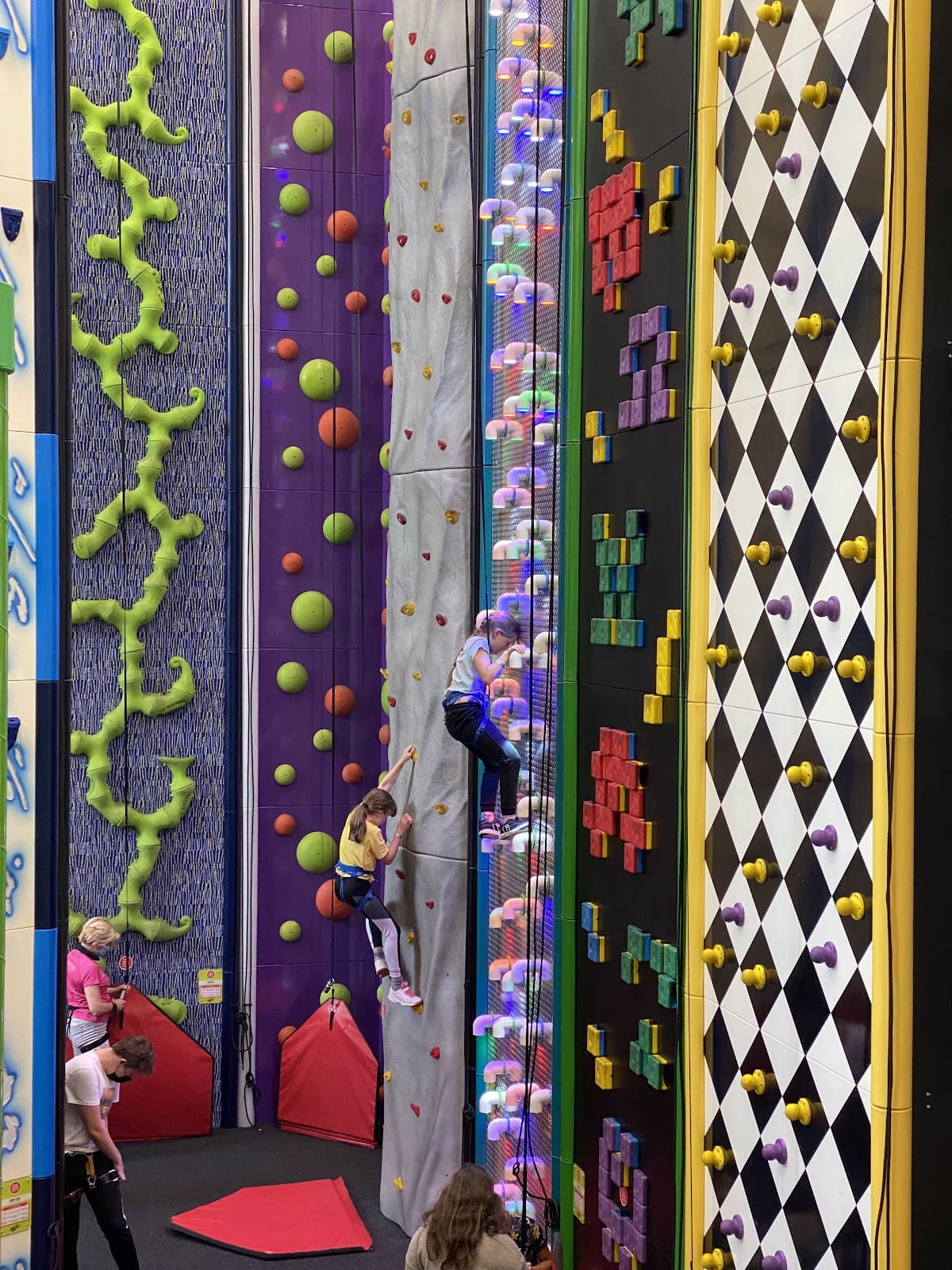 Climb the walls! - 7