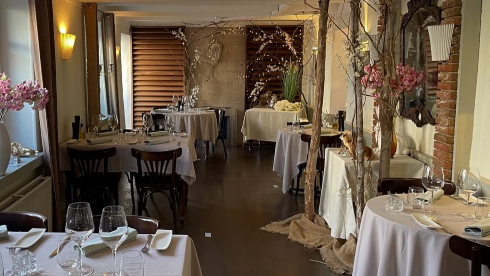 Aller Luncher ou Dîner dans un jardin de ville - 2