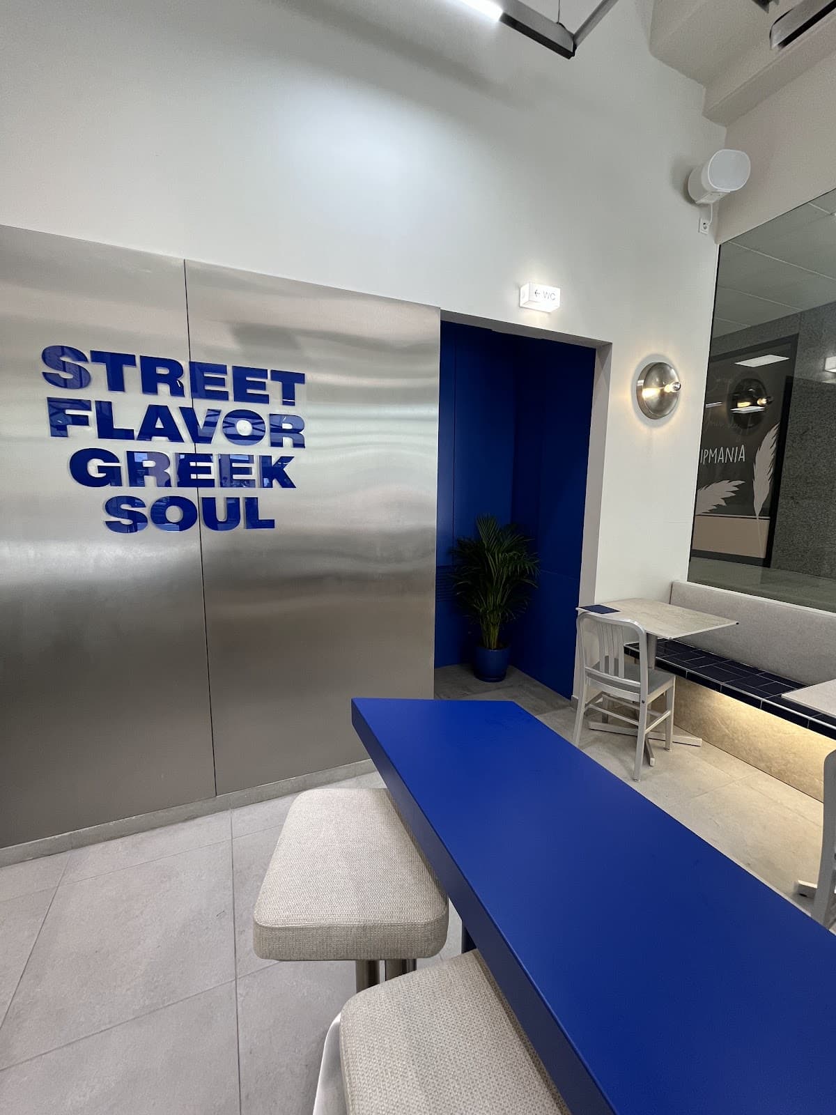 Gyros The Original: Greek street food right in the heart of Luxembourg - 8