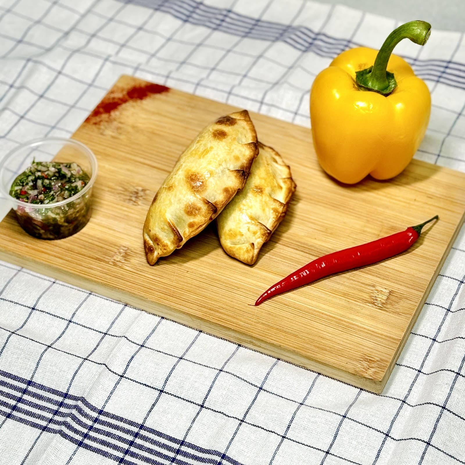 The best empanadas in Luxembourg are hiding at Experiencias Deliciosas - 10