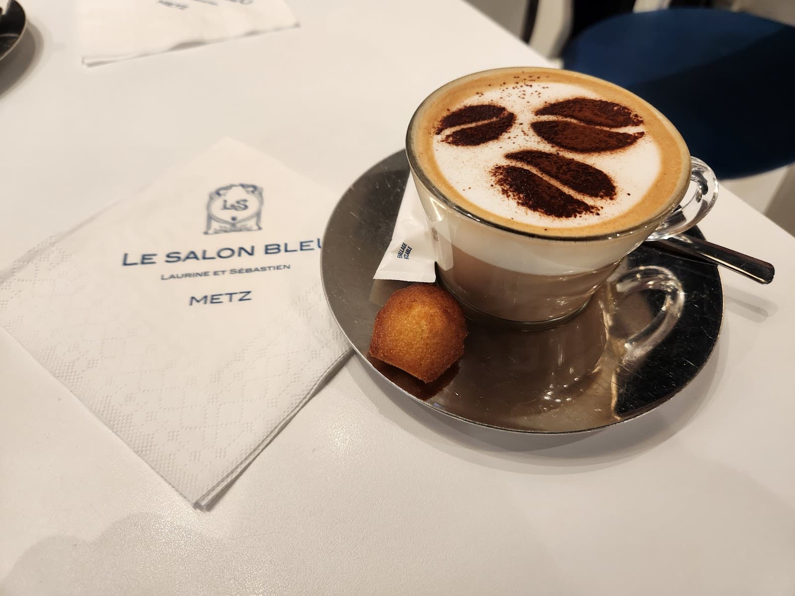 Coffee & Croissant - 11