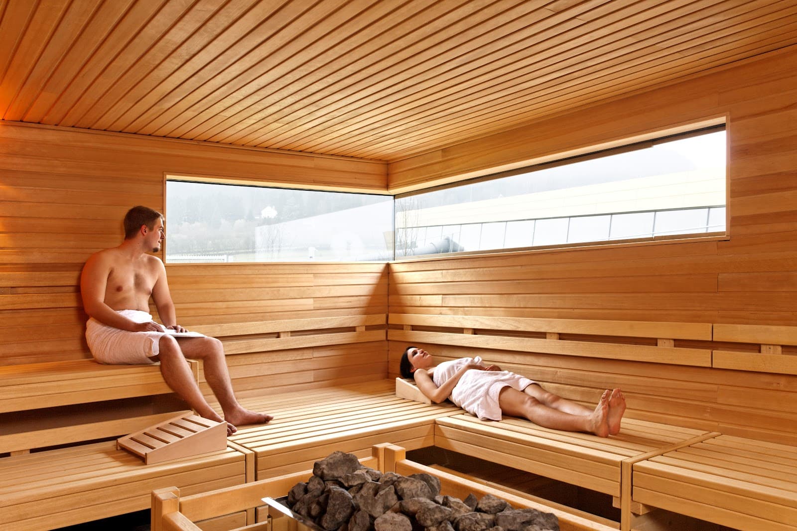 Syrdall c’est le Graal : piscine intérieure et extérieure - 10