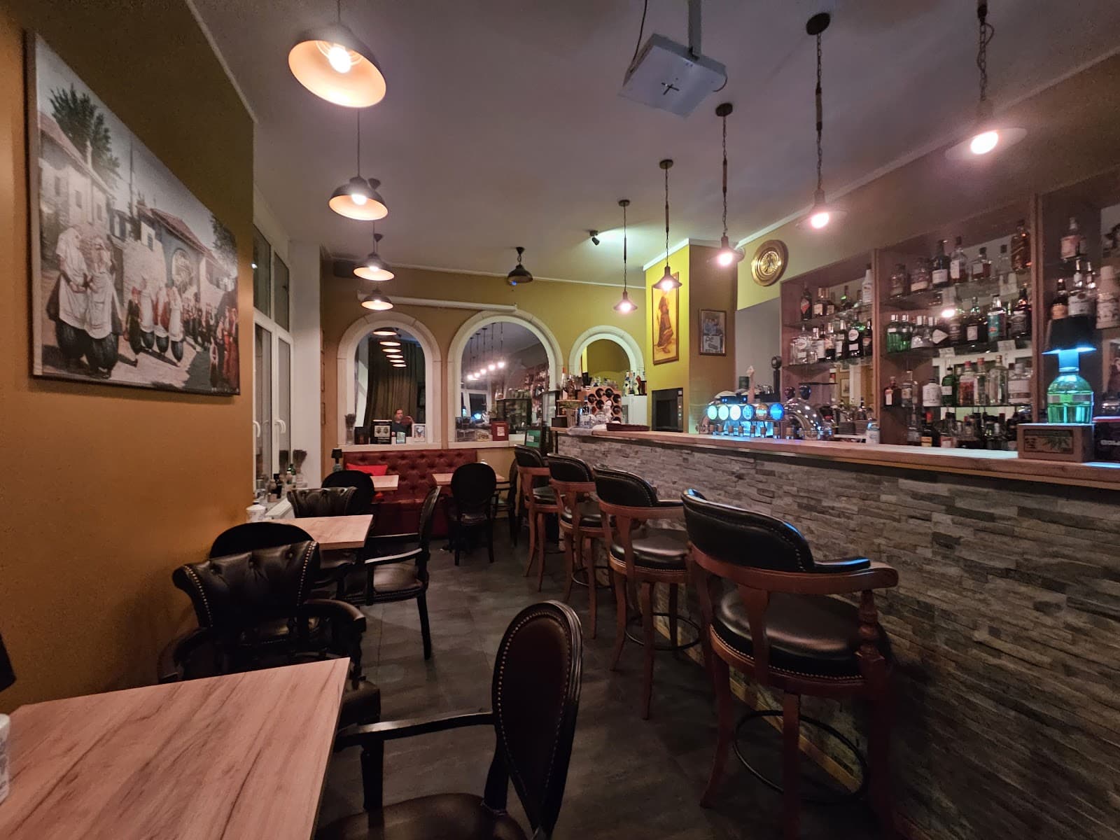 Un bar albanais au coeur de Dudelange - 2