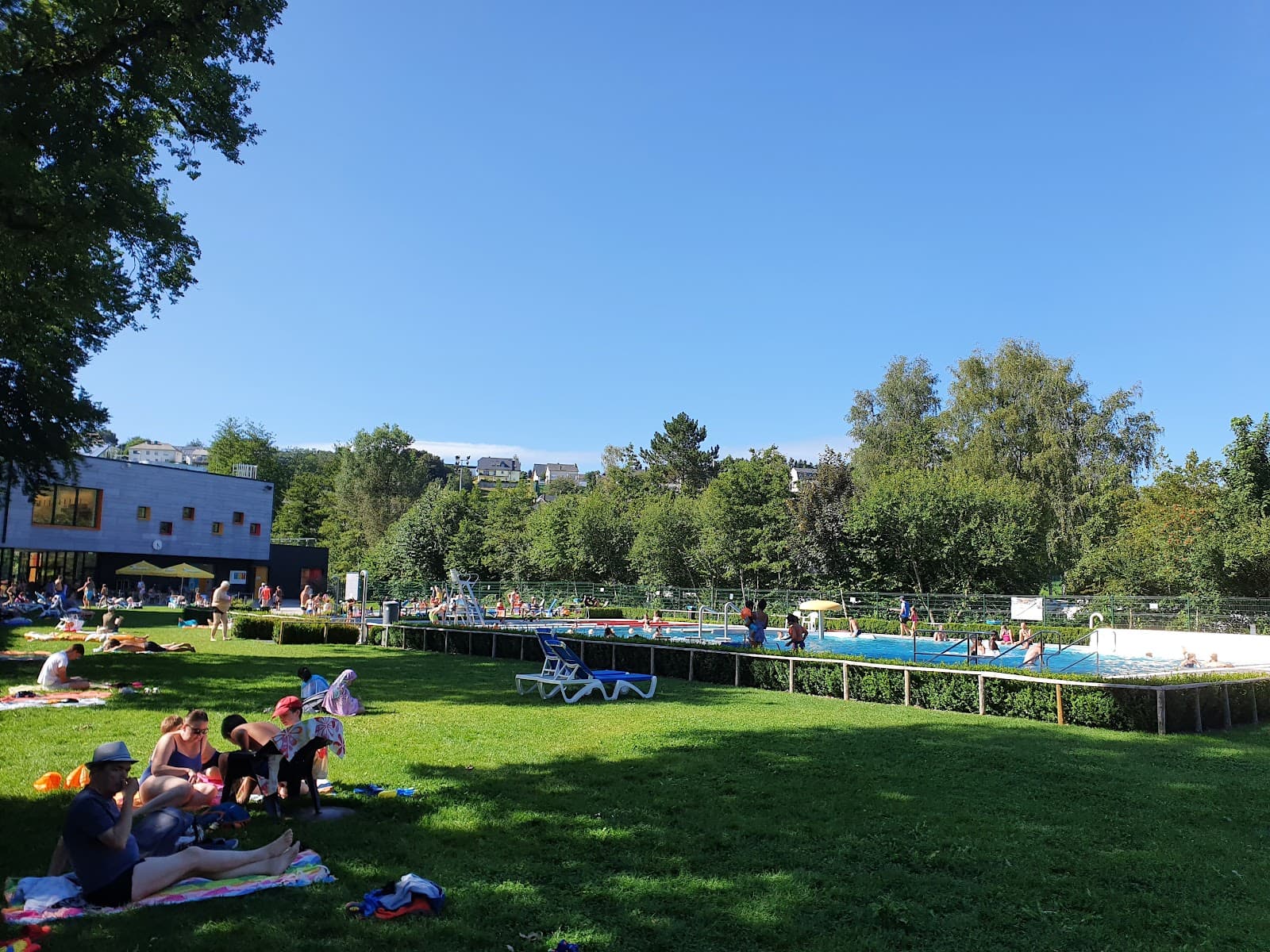 Piscine extérieure chauffée à Troisvierges - 7