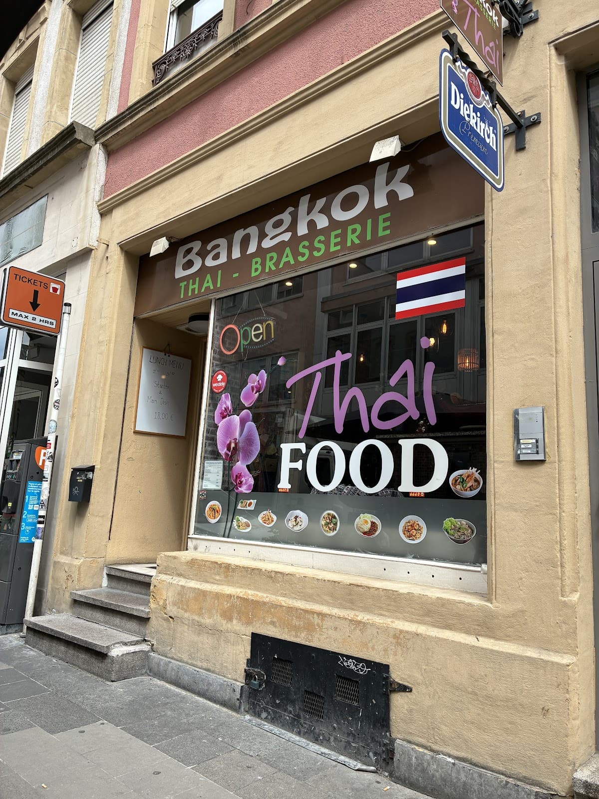 La Thaïlande a porté de mains ! - 6