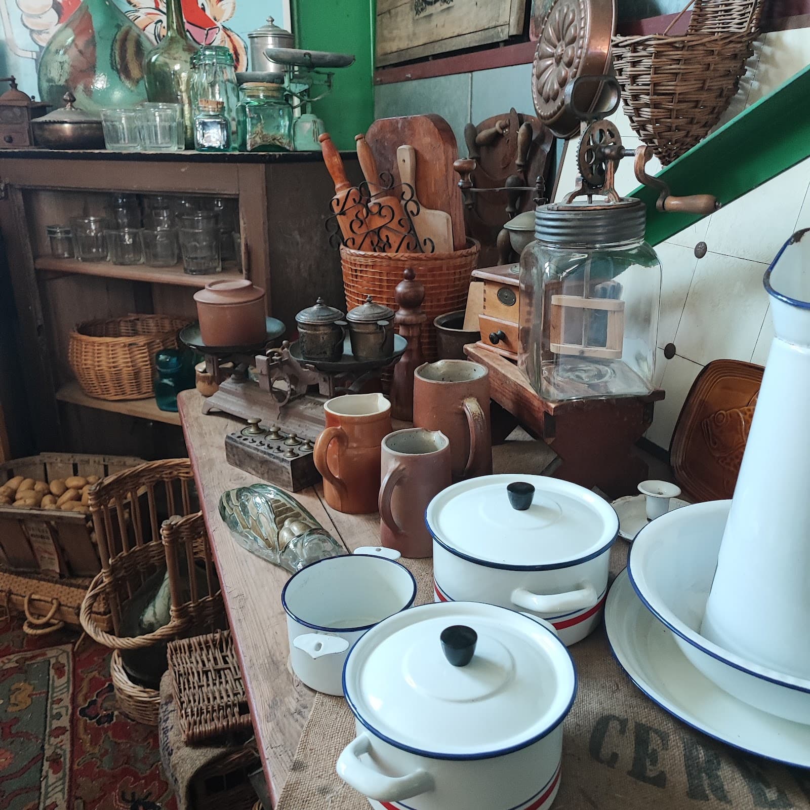 Kévin la Brocante, objets vintage et déco événementielle - 3