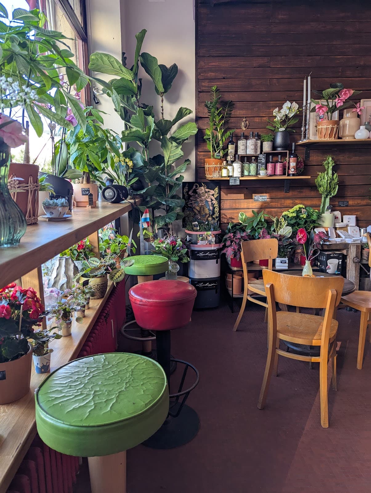 One of our favorite cafes in Luxembourg: Holy Ghost Garden - 7