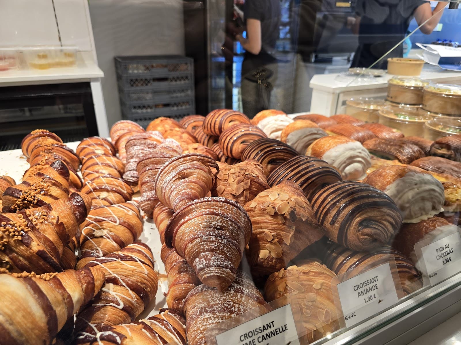 Café & Croissant - 7