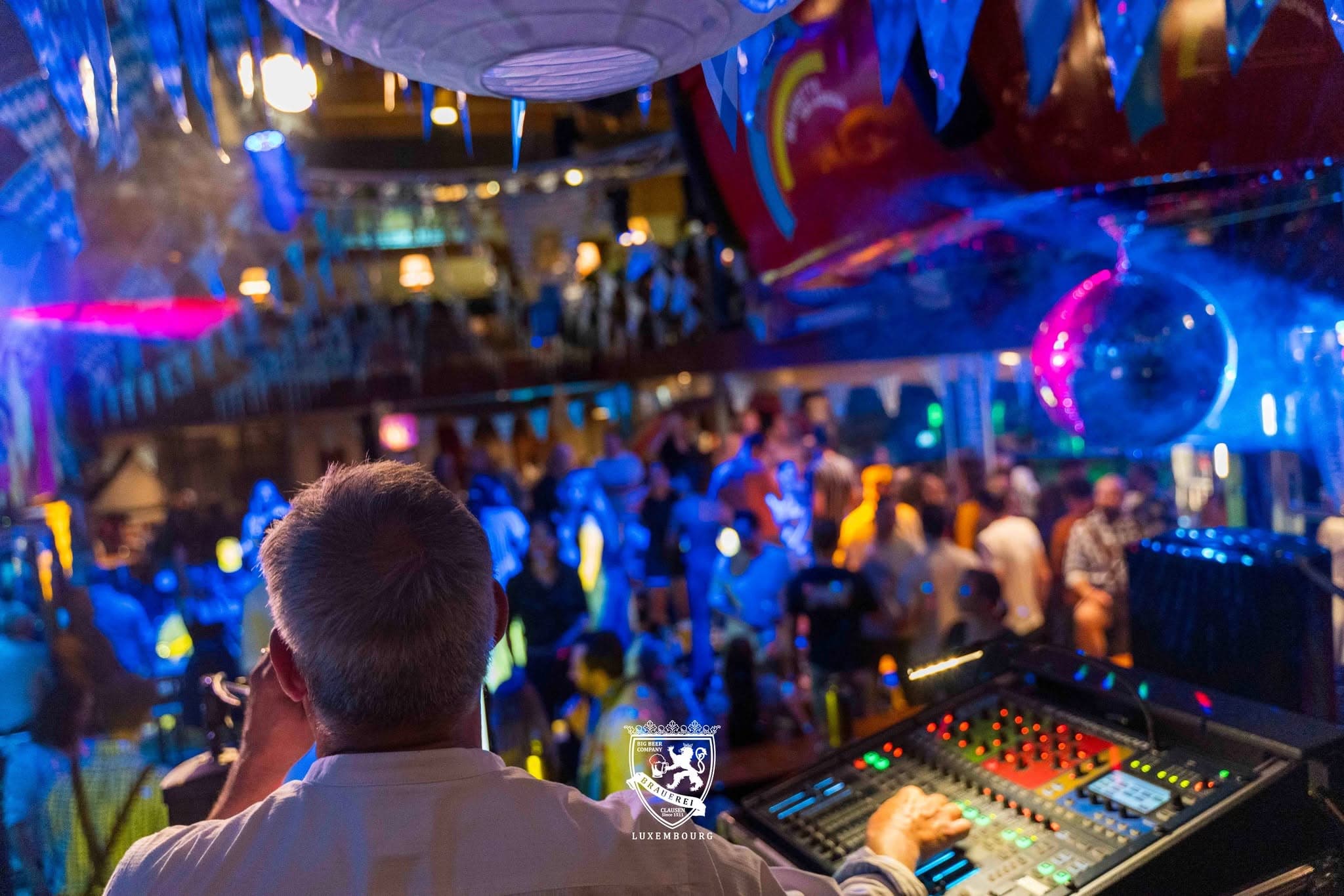 Oktoberfest 2026 : Live music with Marco Boesen - 5