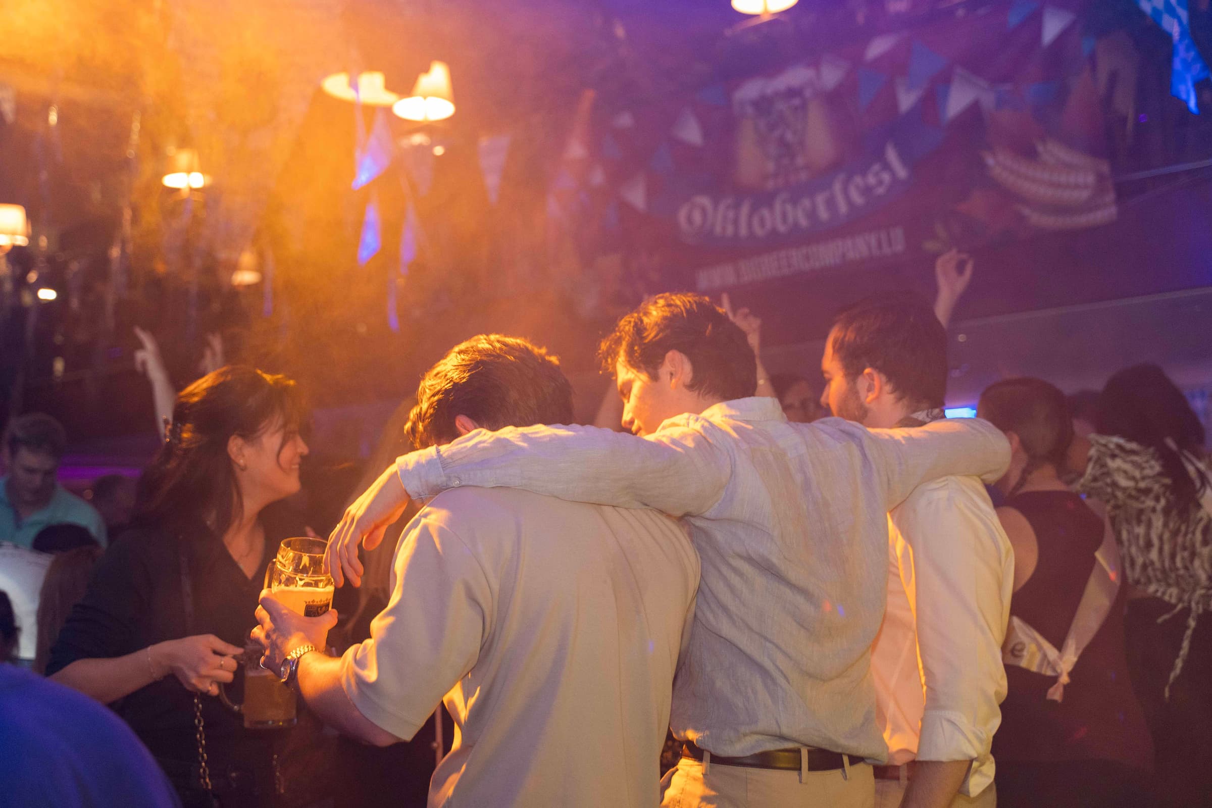 Oktoberfest 2026: live music with Marco Boesen - 3