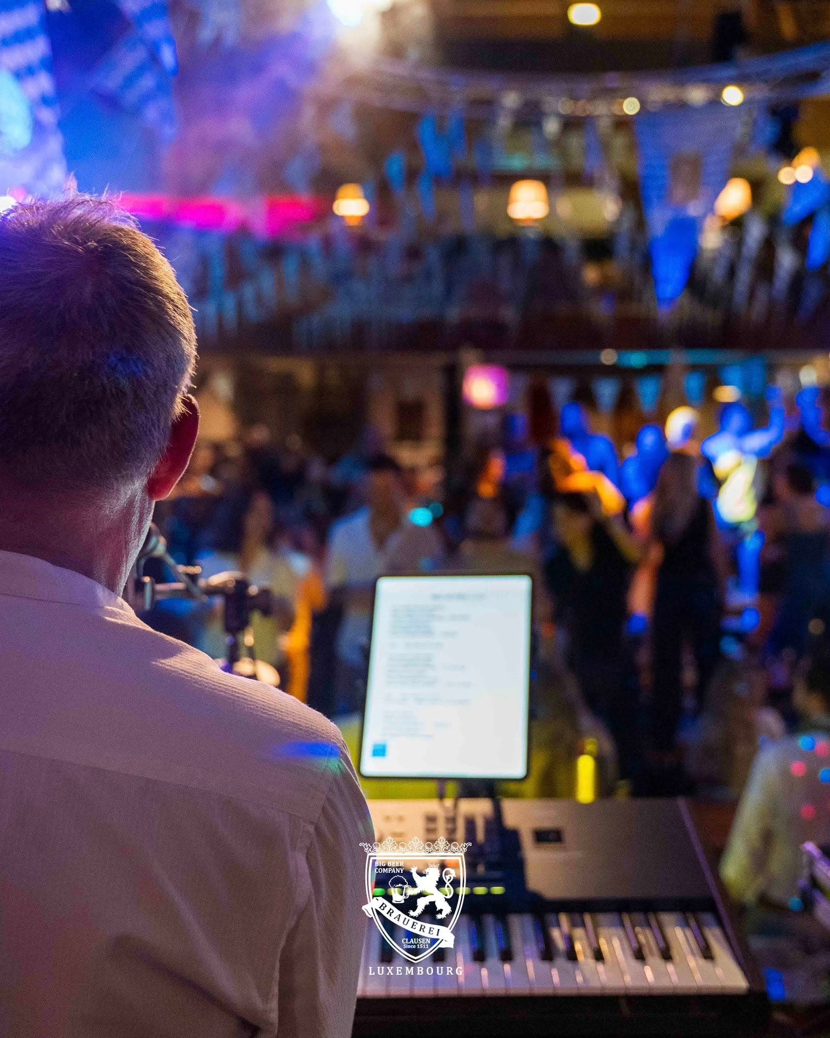 Oktoberfest 2026 : Live Music with Marco Boesen - 3
