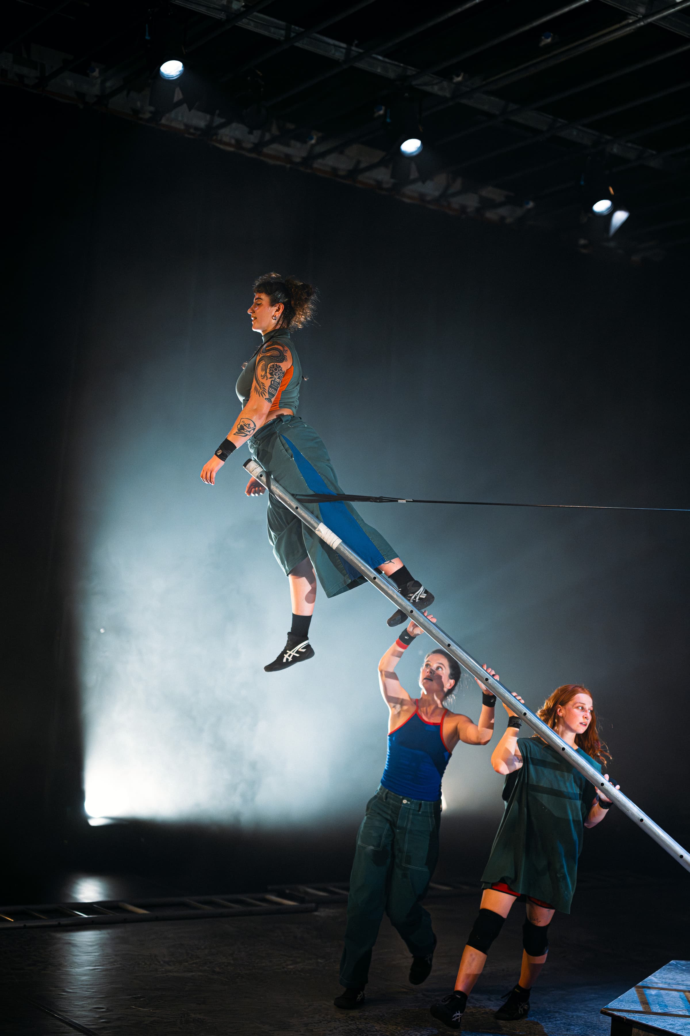 Beyond - Cirque nouveau - 4
