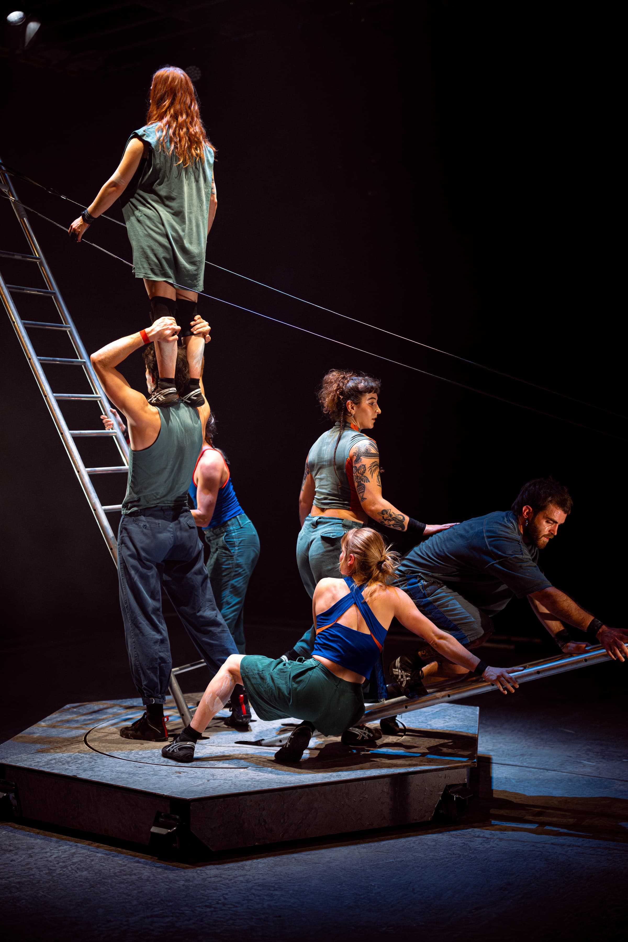 Beyond - Cirque nouveau - 4