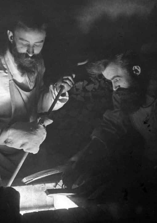 Les sorciers du feu – Joseph et Pierre Mougin