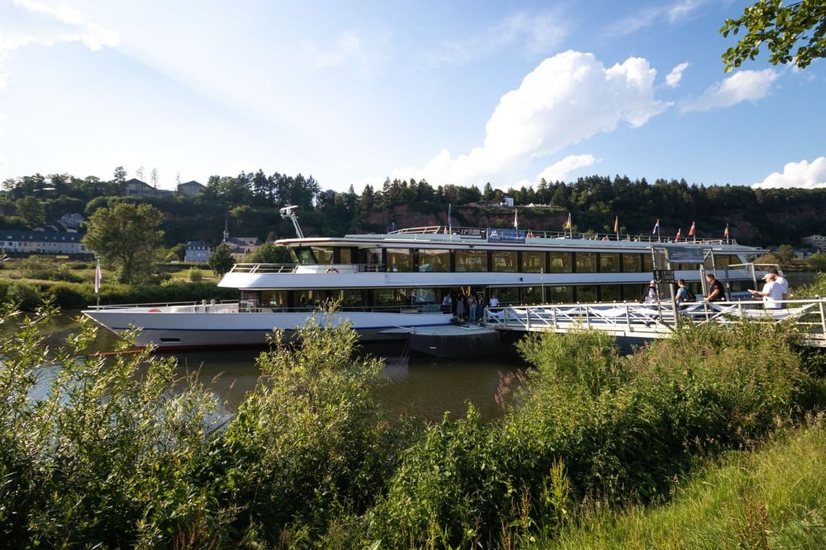 Summer Party Cruise
