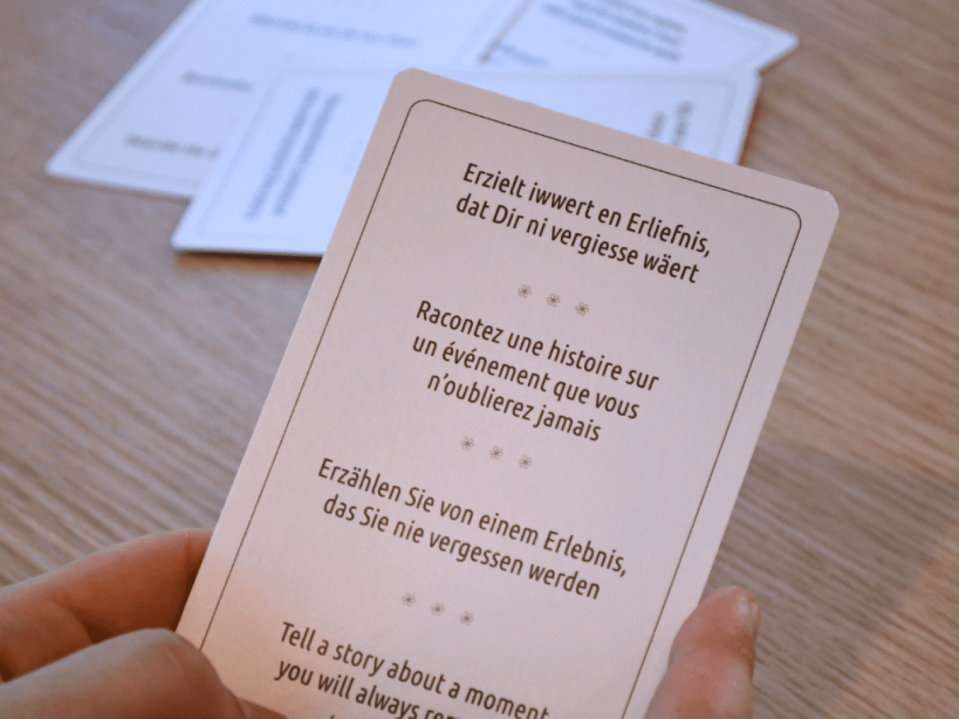 Soirée intergénérationnelle avec jeu de cartes « Nous sommes tous plus qu'une seule histoire... »