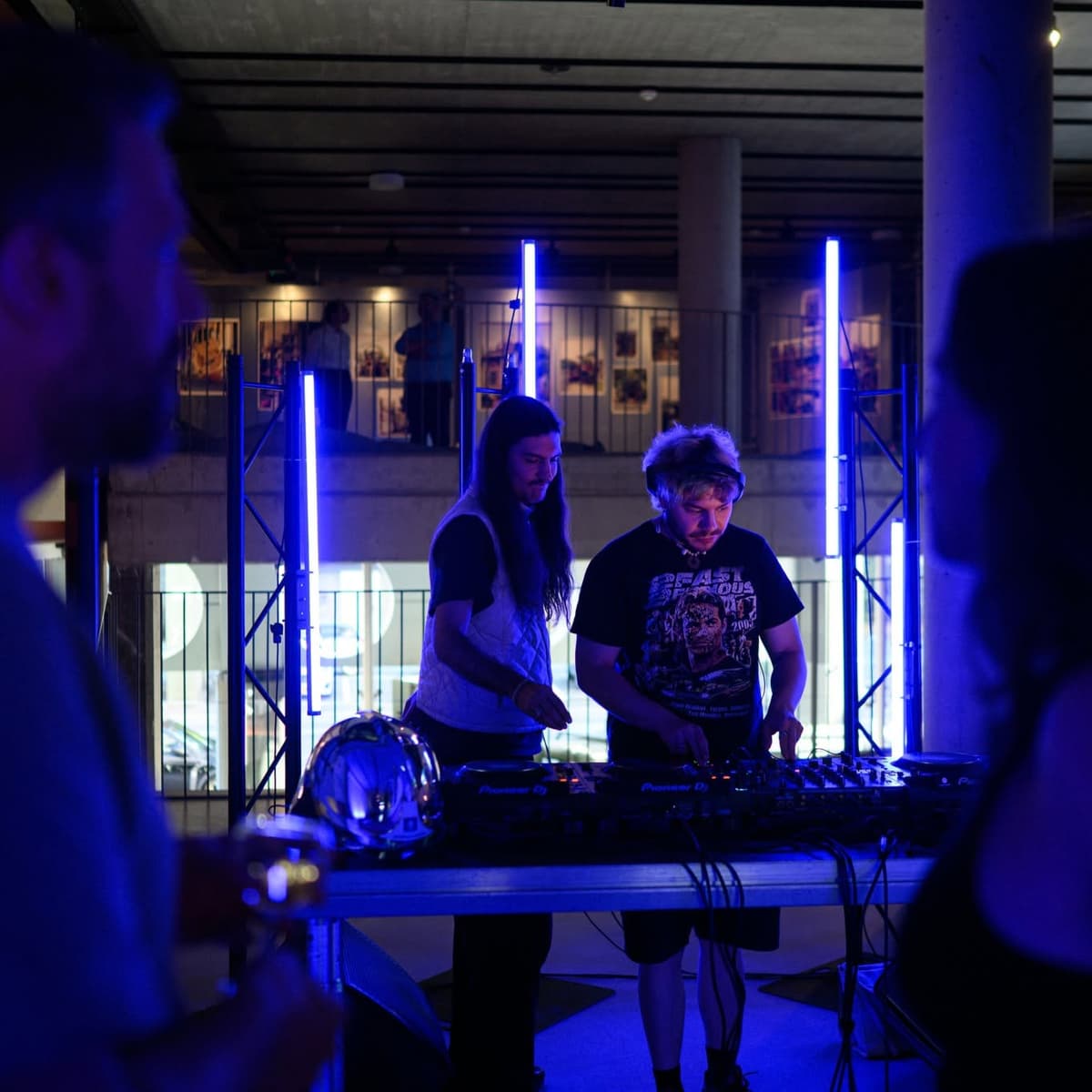 Art, music and apéro – Groovy Thursdays - 1