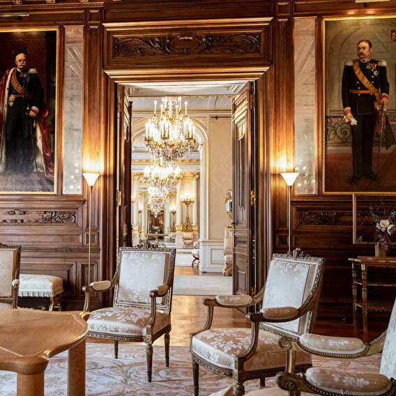 Sous le signe de la couronne : découverte des monarques du Luxembourg (EN)