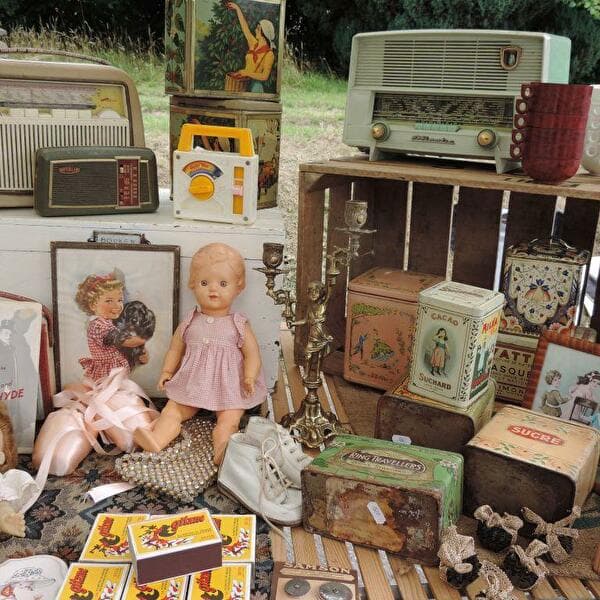 Night flea market