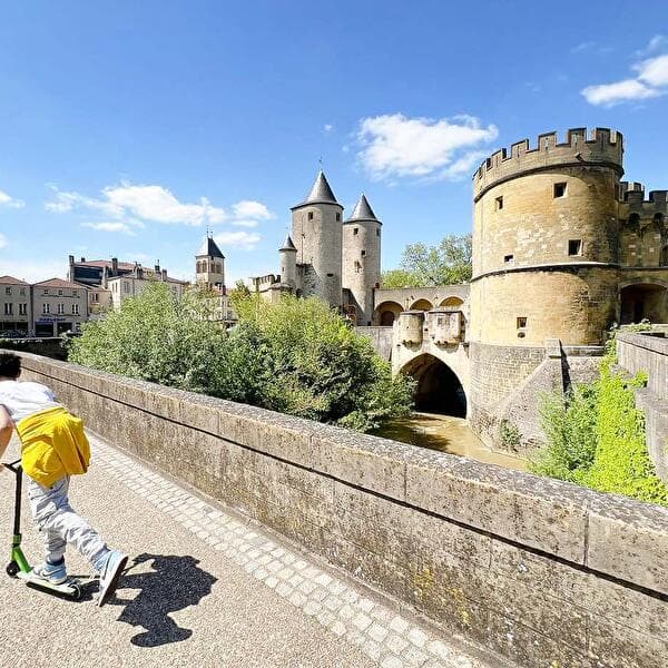 Summer Outing at the Porte des Allemands