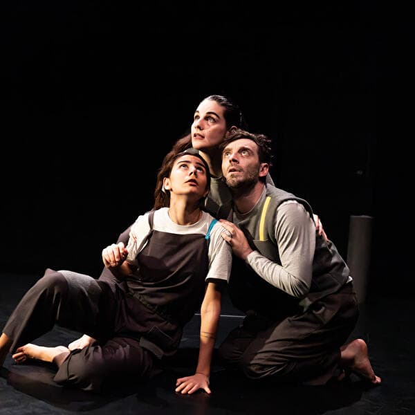 Cover - Theatre
