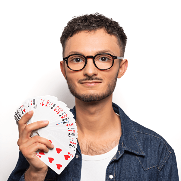 Spectacle : Val le Magicien « Sous vos yeux »