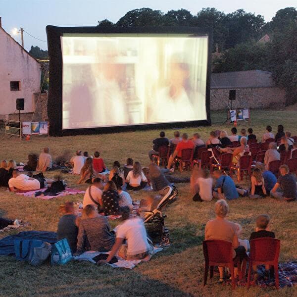 Open-Air Cinema - Un P’tit Truc en Plus