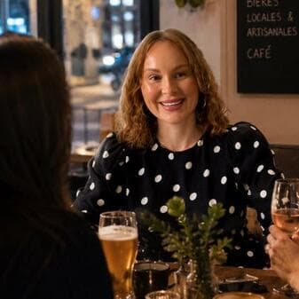 Rencontre entre femmes : « Être une femme aujourd’hui : le bon et le mauvais »