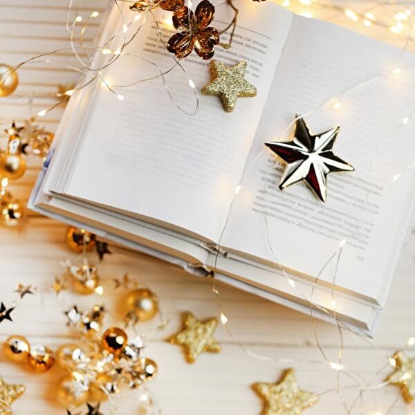 Festive Reading at Résidence Riedgen