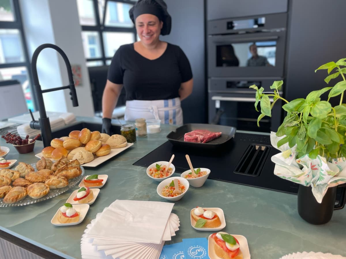 The best empanadas in Luxembourg are hiding at Experiencias Deliciosas - 6