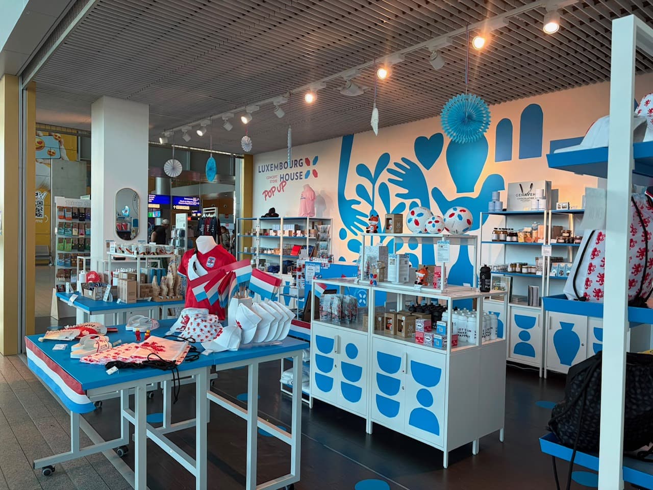 Luxembourg House Pop-up Store: Luxembourgish gifts and souvenirs at Luxembourg Airport - 5