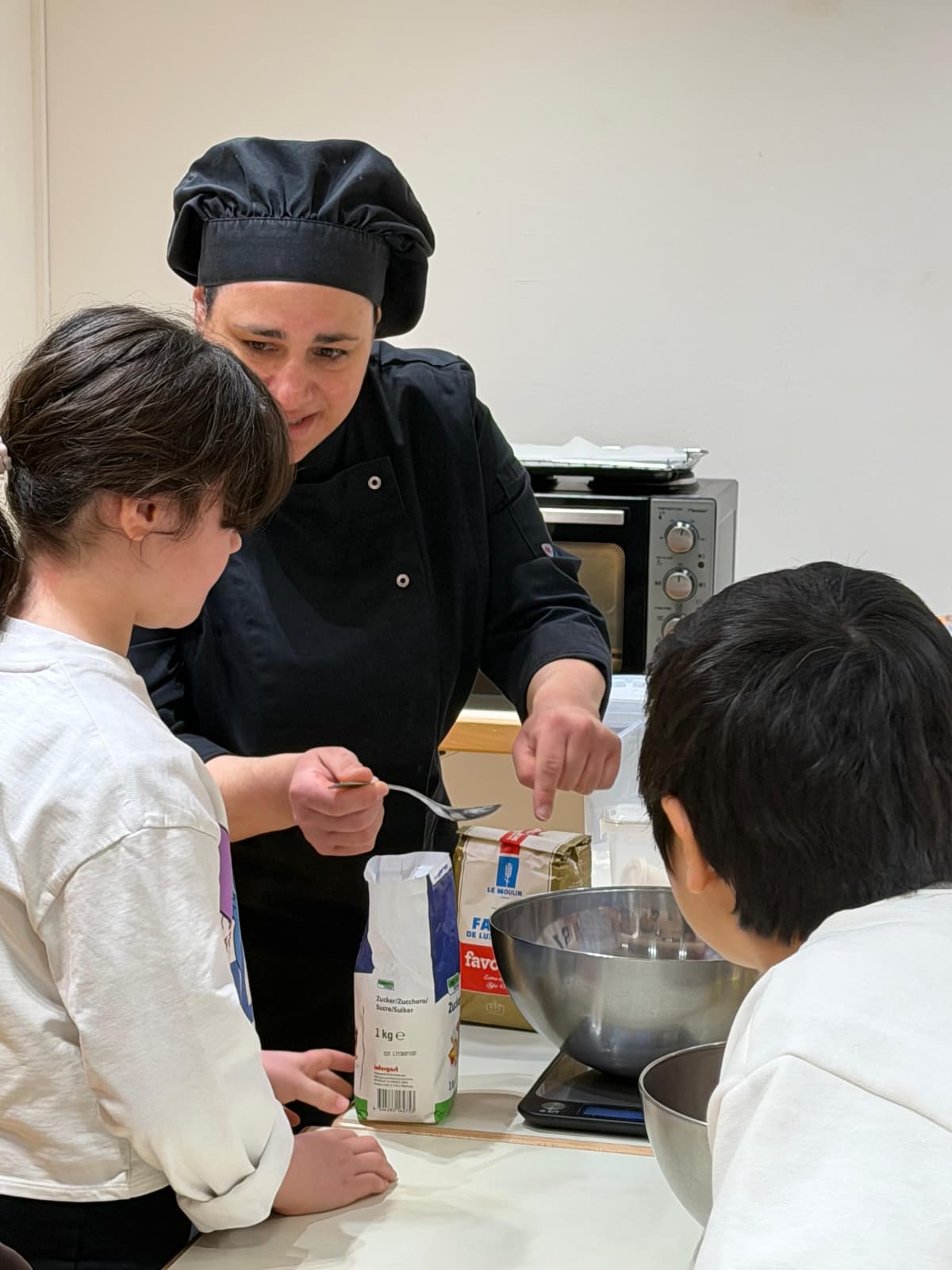 The best empanadas in Luxembourg are hiding at Experiencias Deliciosas - 4