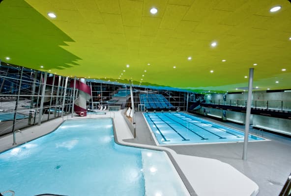 Syrdall c’est le Graal : piscine intérieure et extérieure - 4