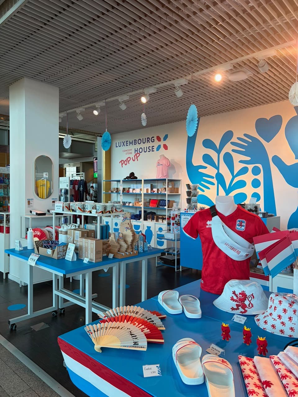 Luxembourg House Pop-up Store: Luxembourgish gifts and souvenirs at Luxembourg Airport - 3