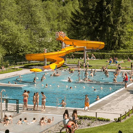 Piscine extérieure chauffée à Troisvierges - 1