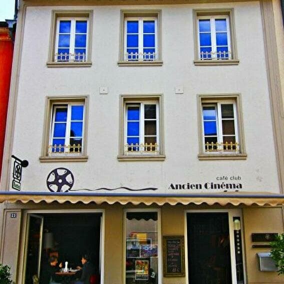 Ancien Cinéma Café Club - bar live à Vianden