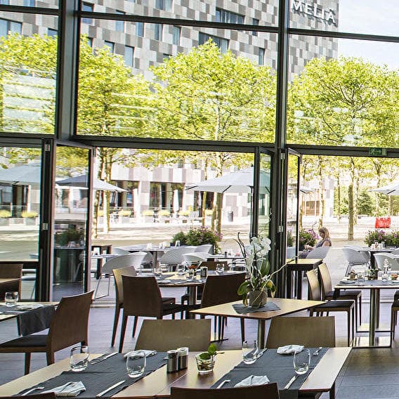 Une bonne table - 1