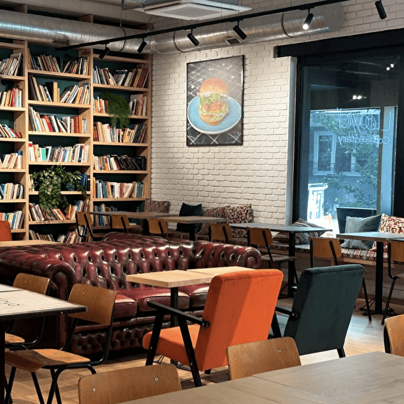 Lloyd Coffee Eatery : coffee shop tendance à Luxembourg - 1