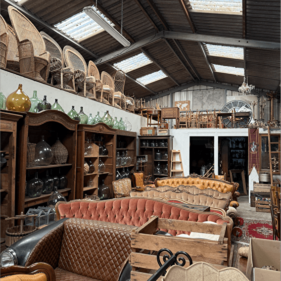 Kévin la Brocante, objets vintage et déco événementielle - 1
